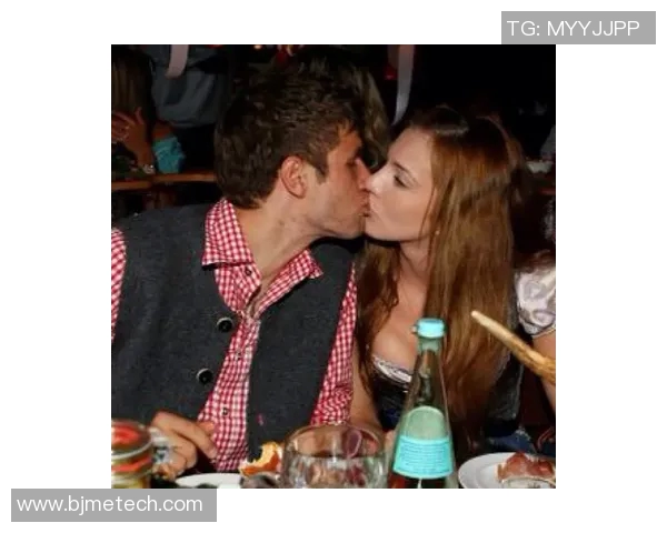 足球明星社交媒体账号汇总一站式获取你喜欢的球员动态与资讯